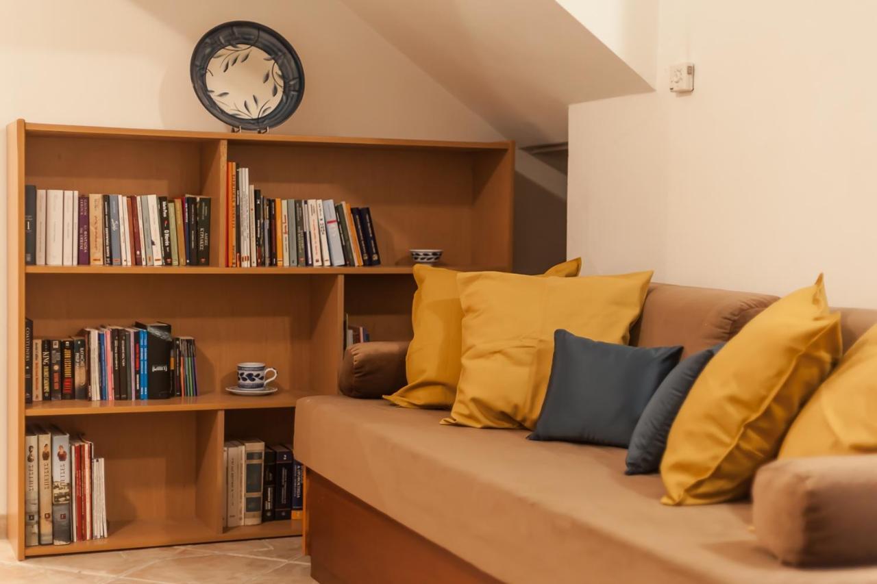 Thanos Luxury Apartment In Spetses Exteriör bild